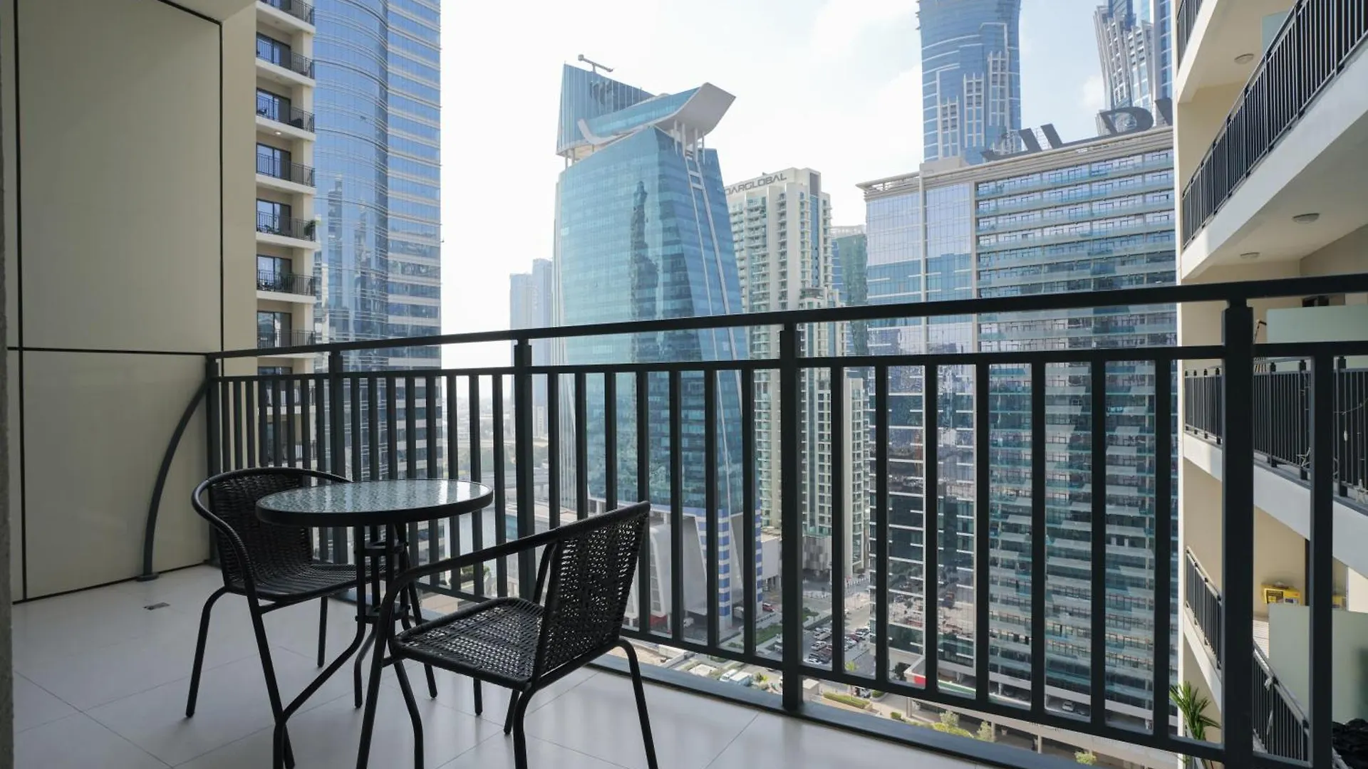 Luxurious Pool View 1Bhk, Zada Tower Apartment Dubai 0*,  United Arab Emirates